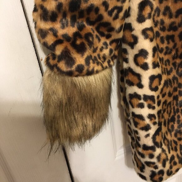 Jenniferm Cheetah Print Faux Fur Coat Size Med - Picture 2 of 6